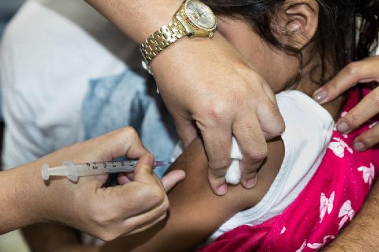 Postos de saúde de São Sebastião vacinam contra o sarampo a partir de segunda-feira